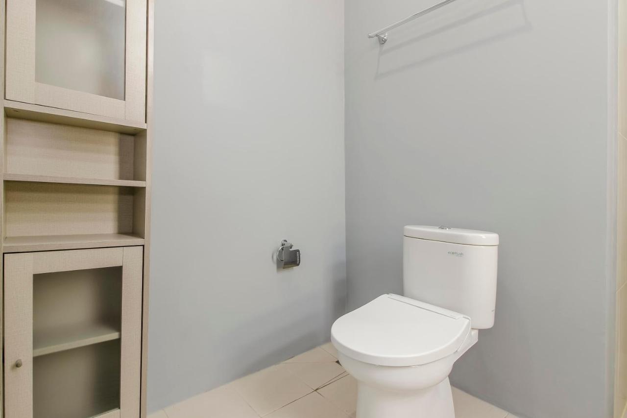 RedDoorz Plus @ Kwitang 2 Jakarta Exterior foto